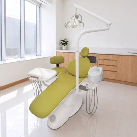 Unidad odontológica AD Slim 400 de American Dental en un consultorio